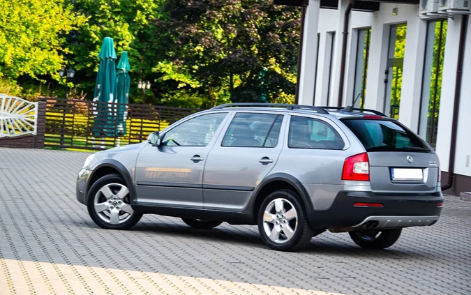 Skoda Octavia cena 29900 przebieg: 318000, rok produkcji 2012 z Kłodawa małe 562